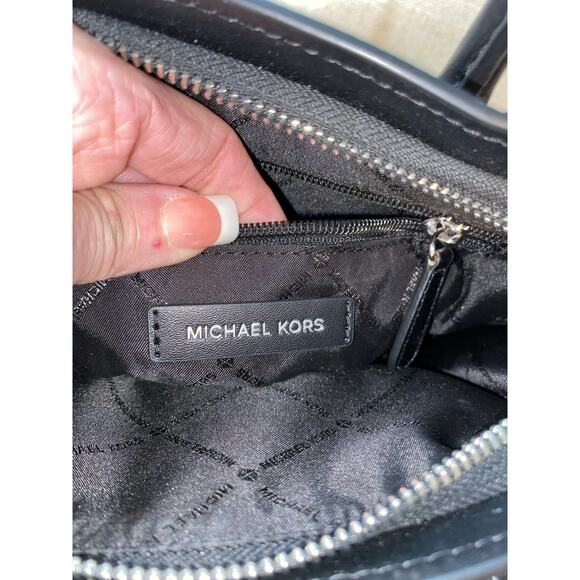 Michael Kors Avril Small Studded Patchwork Signature Logo Satchel Purse GUC - Picture 5 of 8